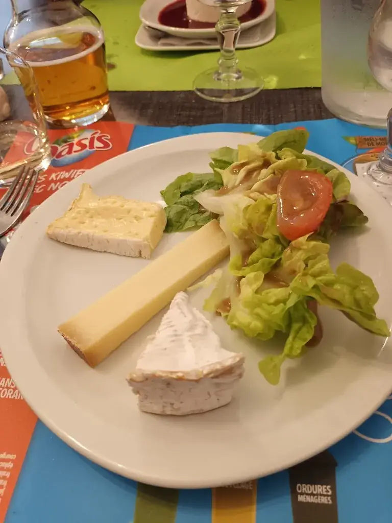 Mina Jade_Au Bon Endroit_Réville_review