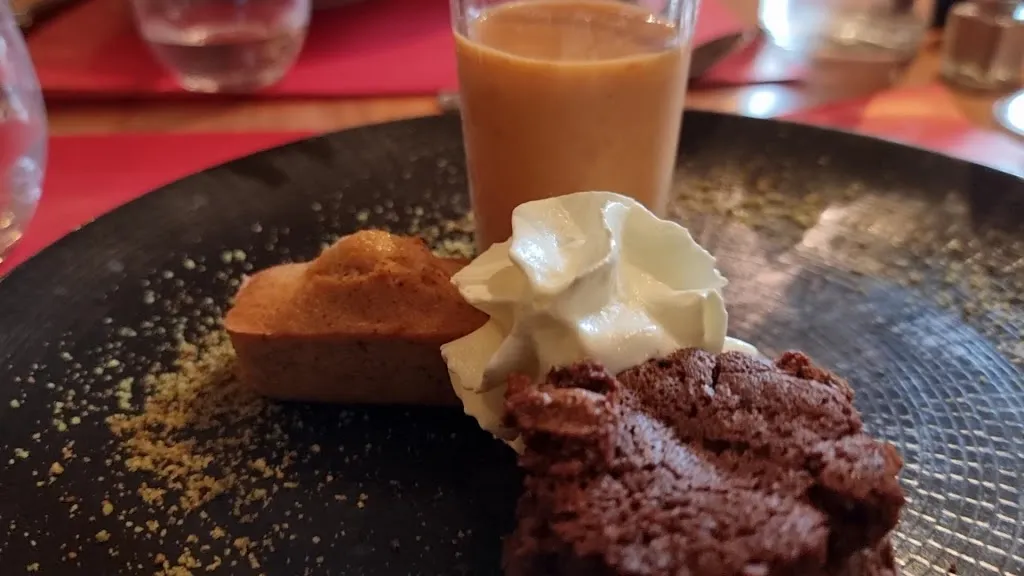 Bistrot des ecuries- Restaurant, gîtes et chambres d hôtes dans le Perche_Huisne_slider_image_2