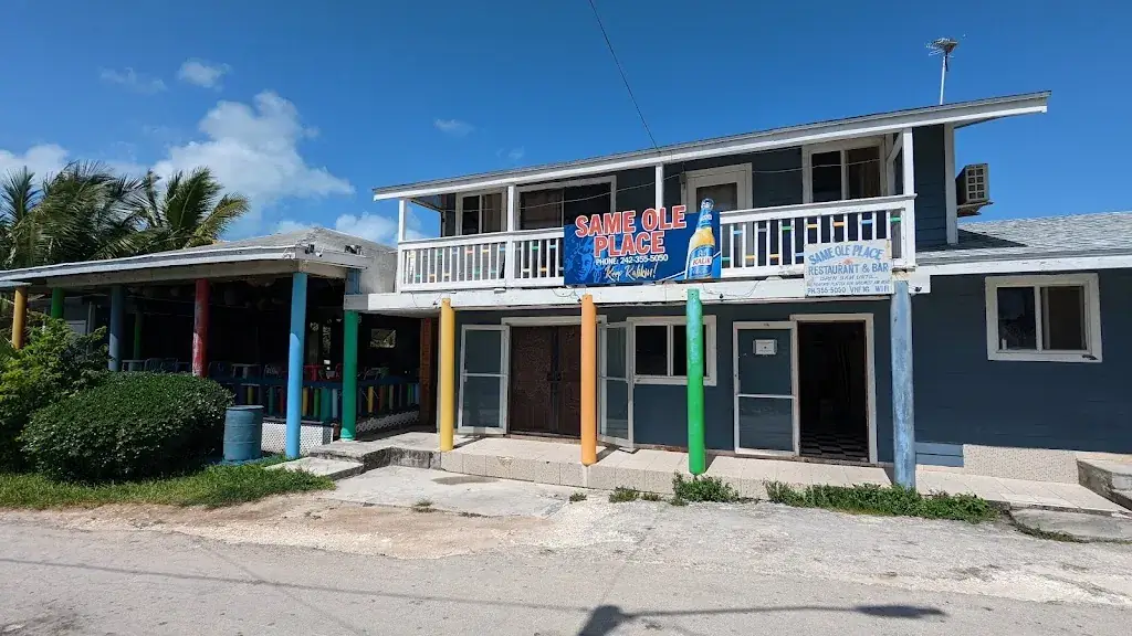 Same Ole Place_Bahamas_slider_image_3