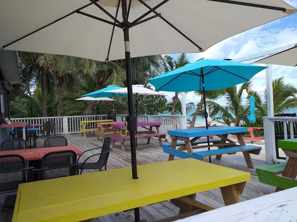 Shoreline Beach Resort_Bahamas_slider_image_1