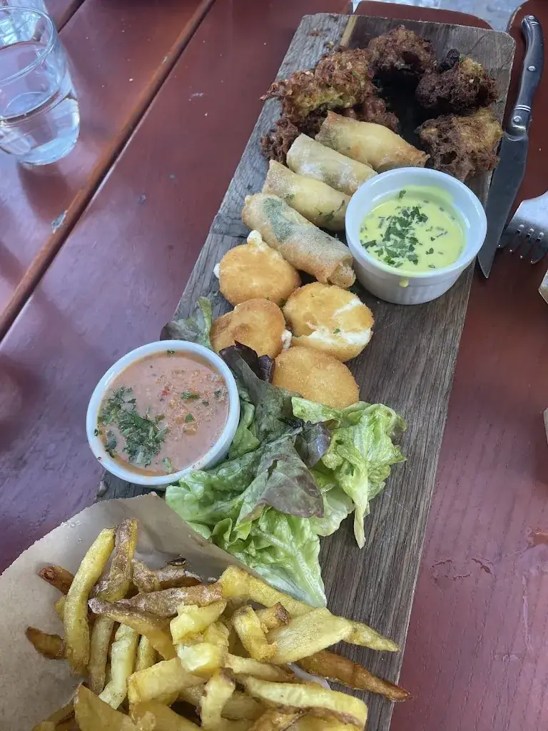 Antony Malloy_Les Fils à Maman Rouen_Rouen_review