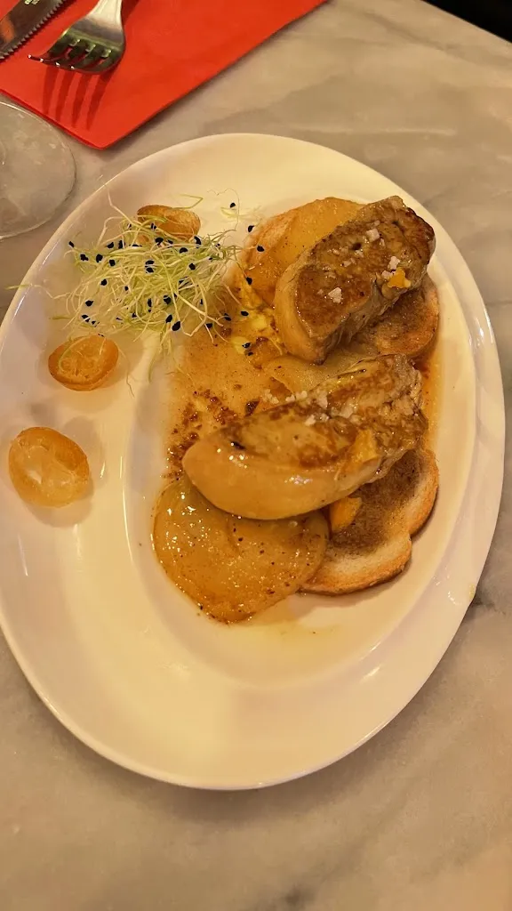 Seraphine Bun_Le Kitsch_Rouen_review