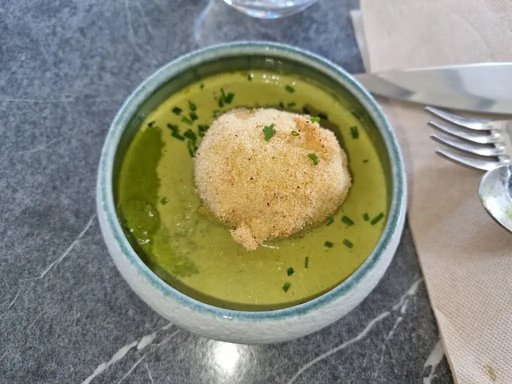 Saeed Johardarzi_Café Arthur_Guilherand-Granges_review