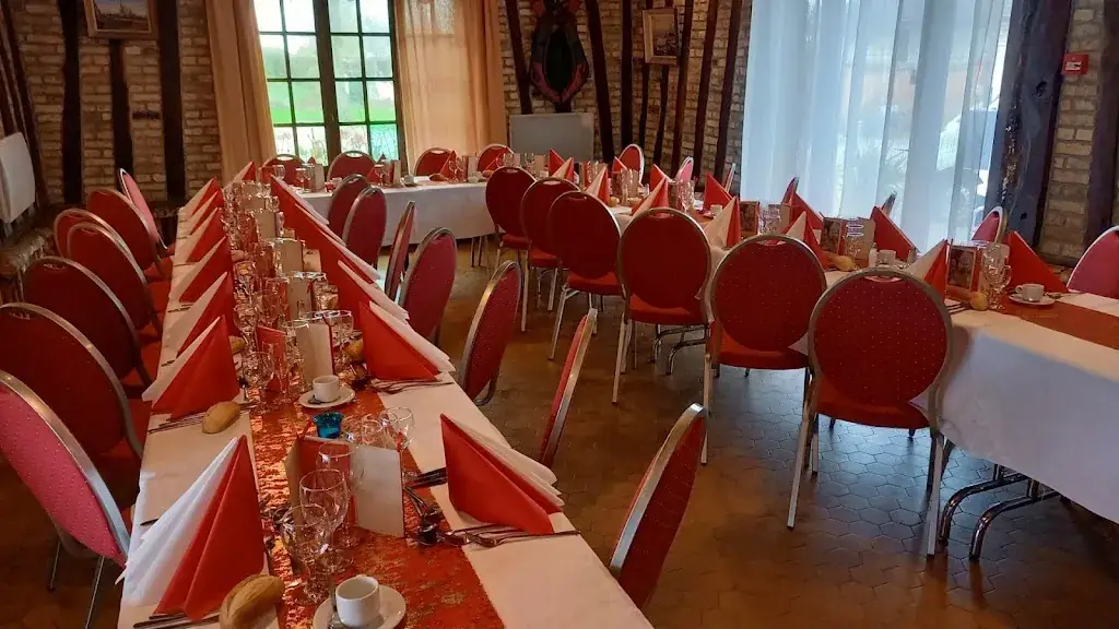 veronique formentin_Salle du frêne_Rouxmesnil-Bouteilles_review