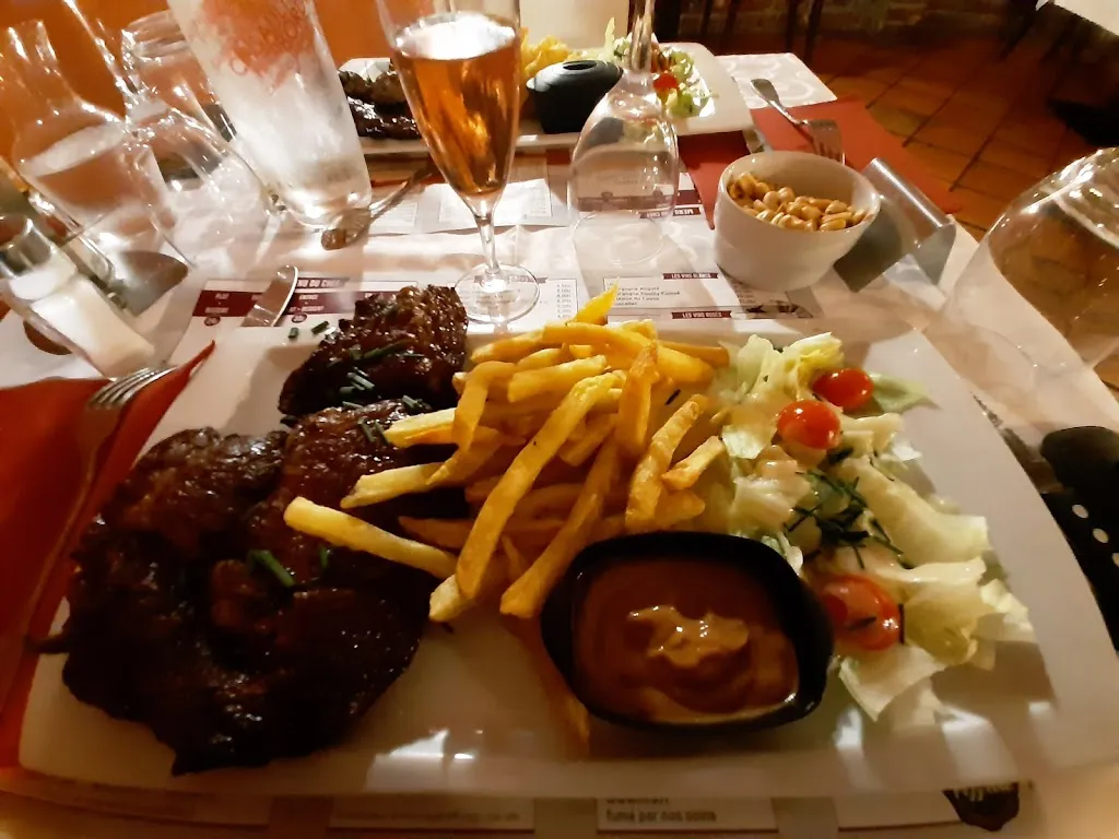 L'Eolienne_Rouxmesnil-Bouteilles_slider_image_2