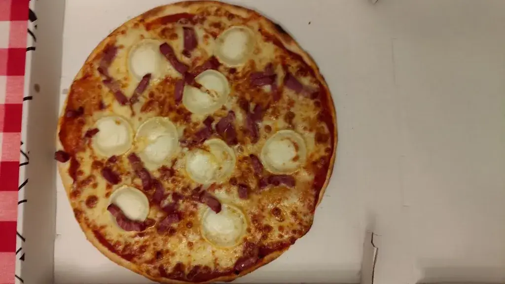 Menu_Ceasar Pizza_Routot_image_4