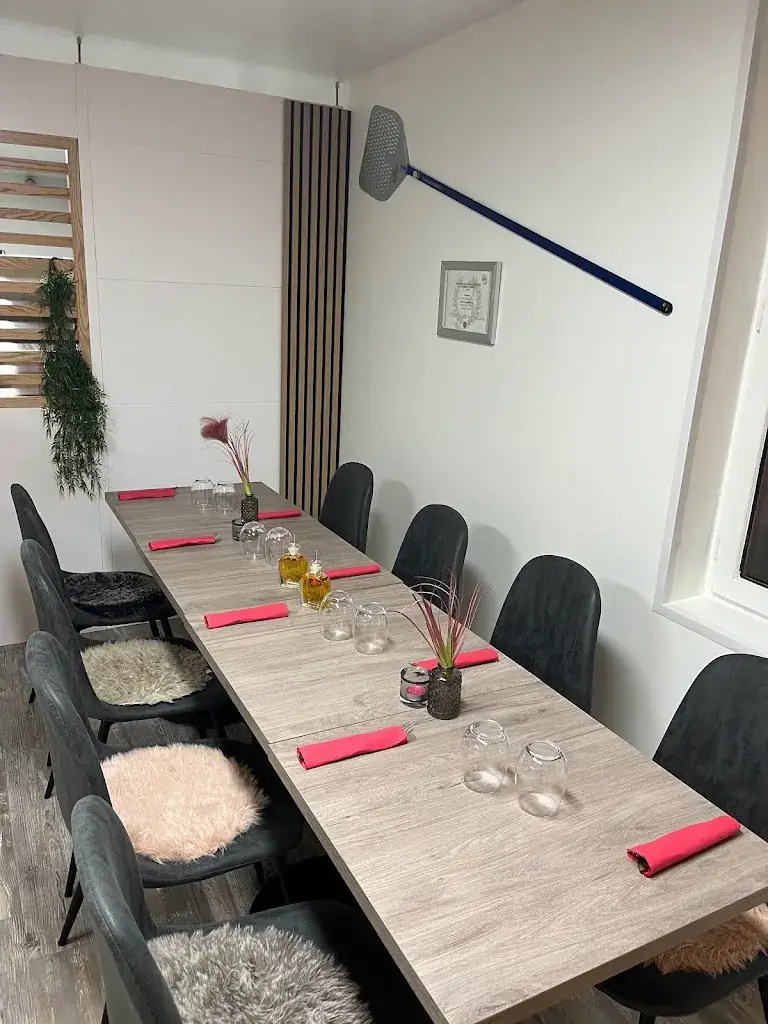 Ceasar Pizza restaurant in Routot