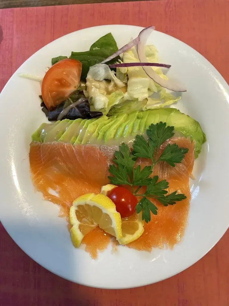 Matthieu Evrard_L'Orange Bleue_Rougemontiers_review