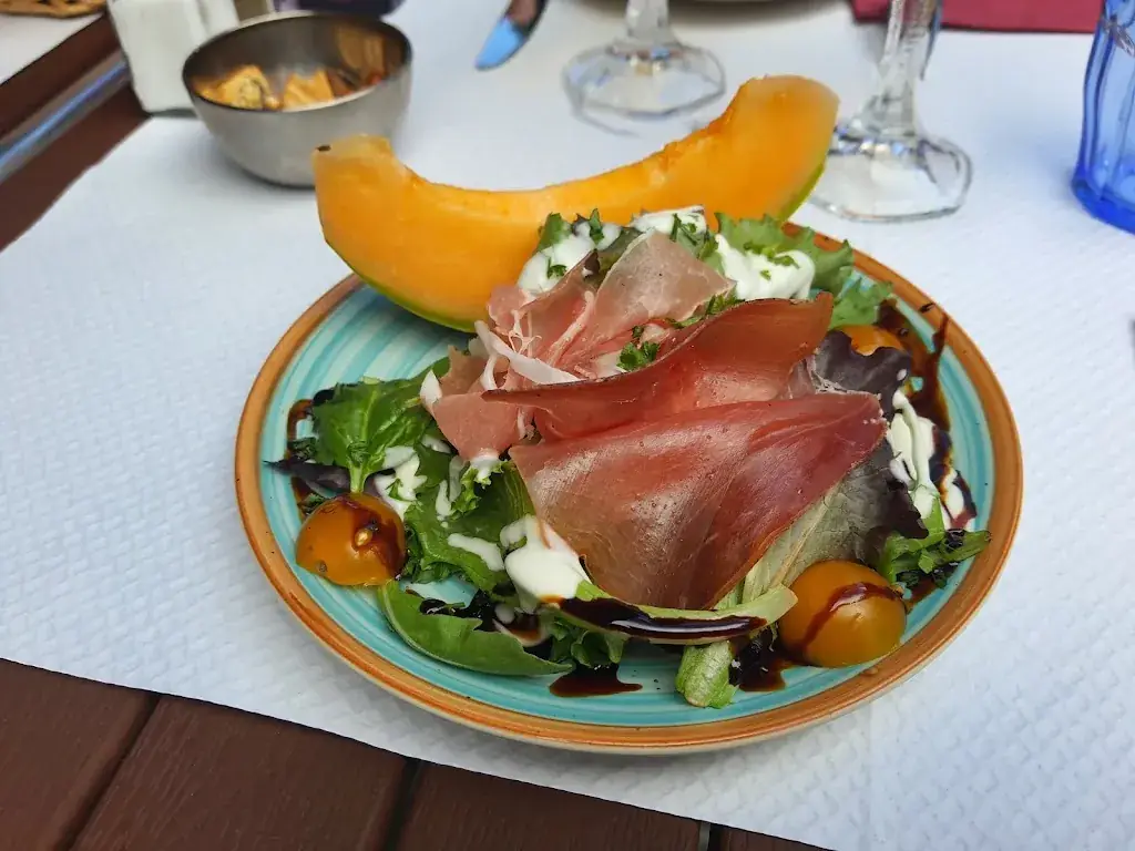 L’émeraude restaurant_Hautot-sur-Seine_slider_image_3