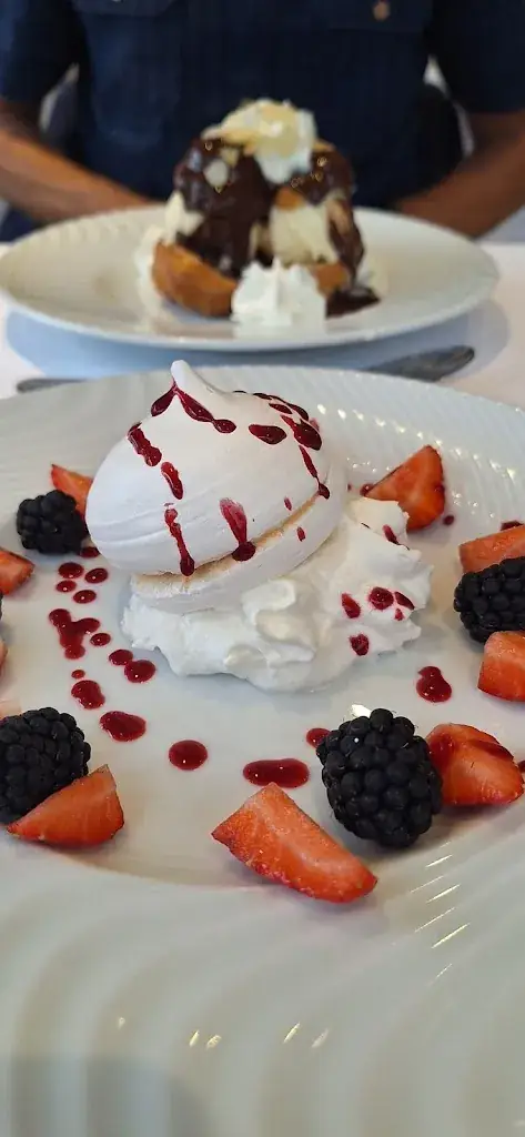 Pippa Gray_Le Saint Pierre_Bouille_review