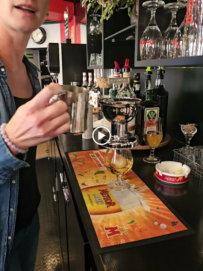 So Cafe_Rugles_slider_image_2