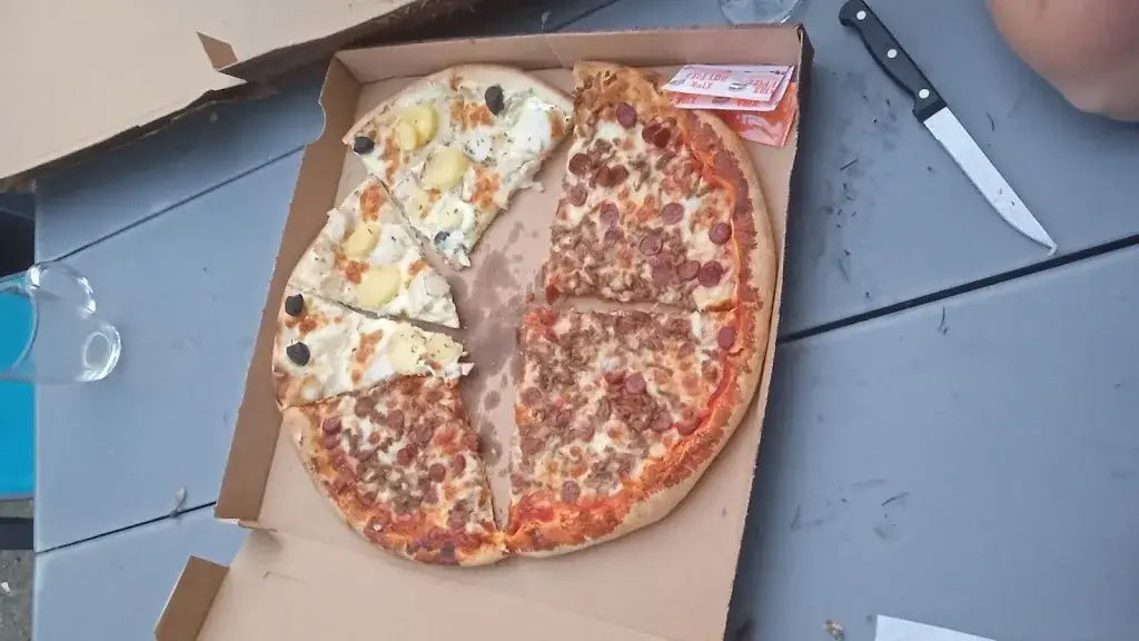 Menu_Pizzeria Le 84_Saint-Aubin-lès-Elbeuf_immagine_5