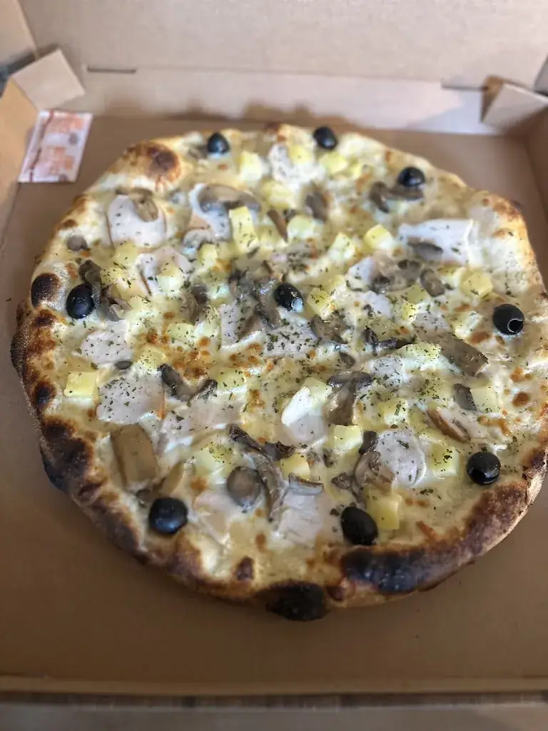 Menu_Pizzeria Le 84_Saint-Aubin-lès-Elbeuf_immagine_9