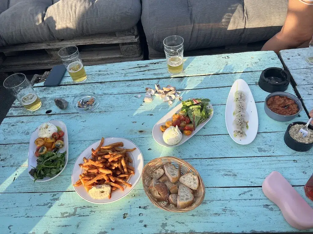 0Salvanait_Trinquette_Saint-Aubin-sur-Mer_review