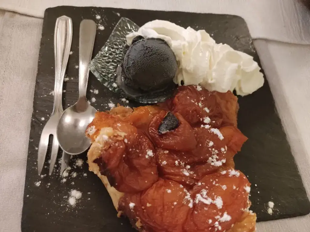 Evelyne Seguin_Au Père Tranquille_Saint-Denis-sur-Sarthon_recensione