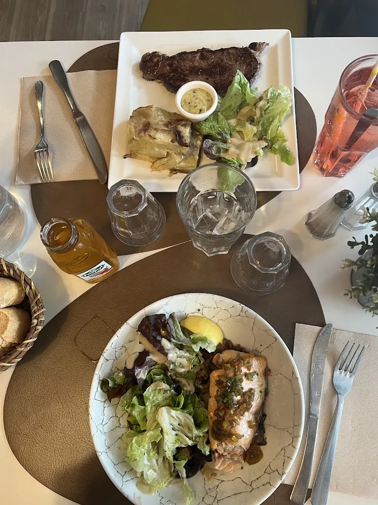 Jasmine B_Le bistrot du Grand Manège Deauville - Saint-Arnoult_Saint-Arnoult_recensione