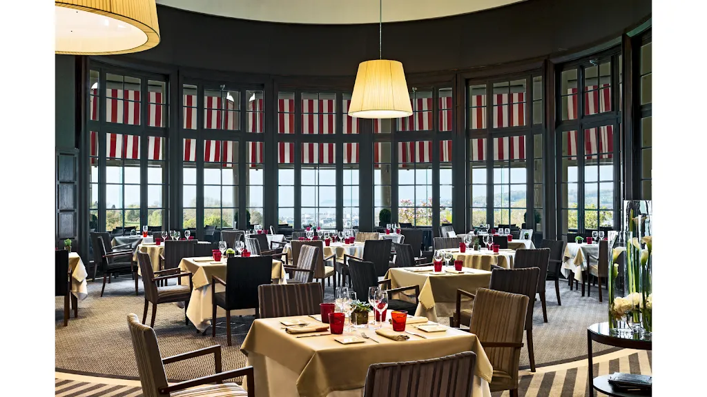 Le Lassay restaurant in Saint-Arnoult