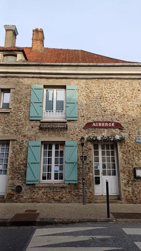 Marica C_L’Harmony_Saint-Arnoult-en-Yvelines_review