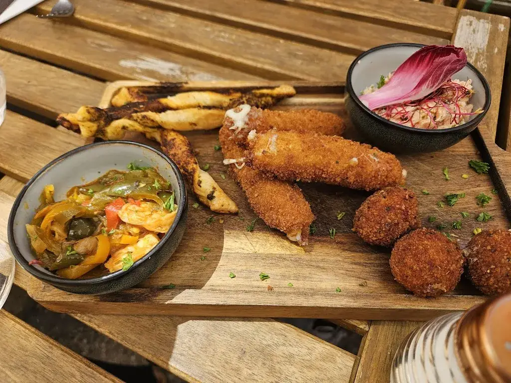 L’Harmony_Saint-Arnoult-en-Yvelines_slider_image_3