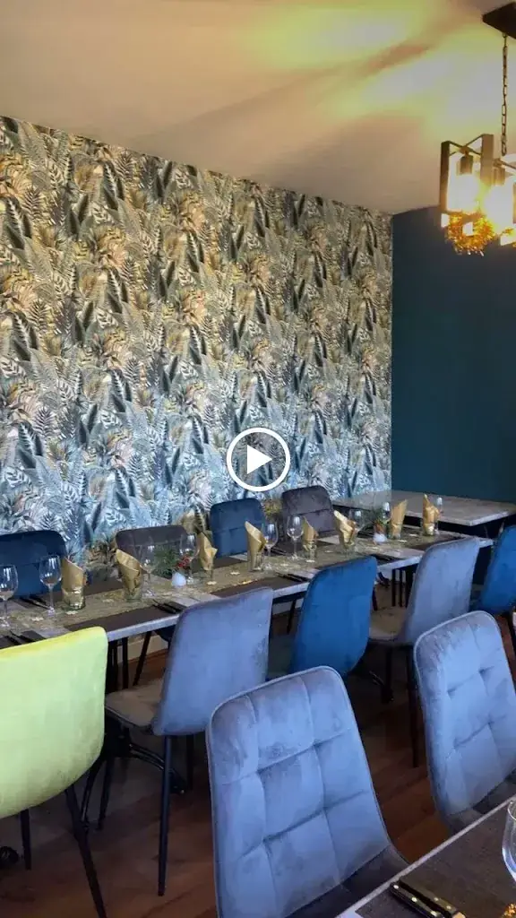 Lila & Thalia_Saint-Étienne-du-Rouvray_slider_image_2