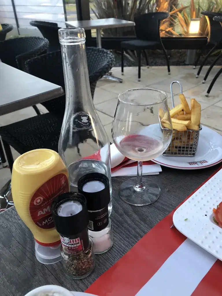 Alex Dugal_Restaurant La Boucherie_Saint-Contest_review