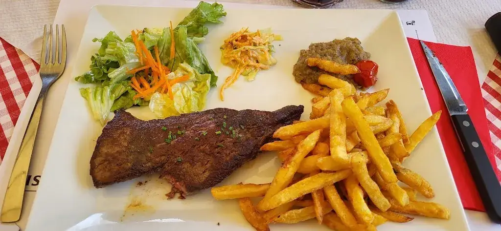 Les Saveurs d'Antan restaurant in Saint-Gatien-des-Bois