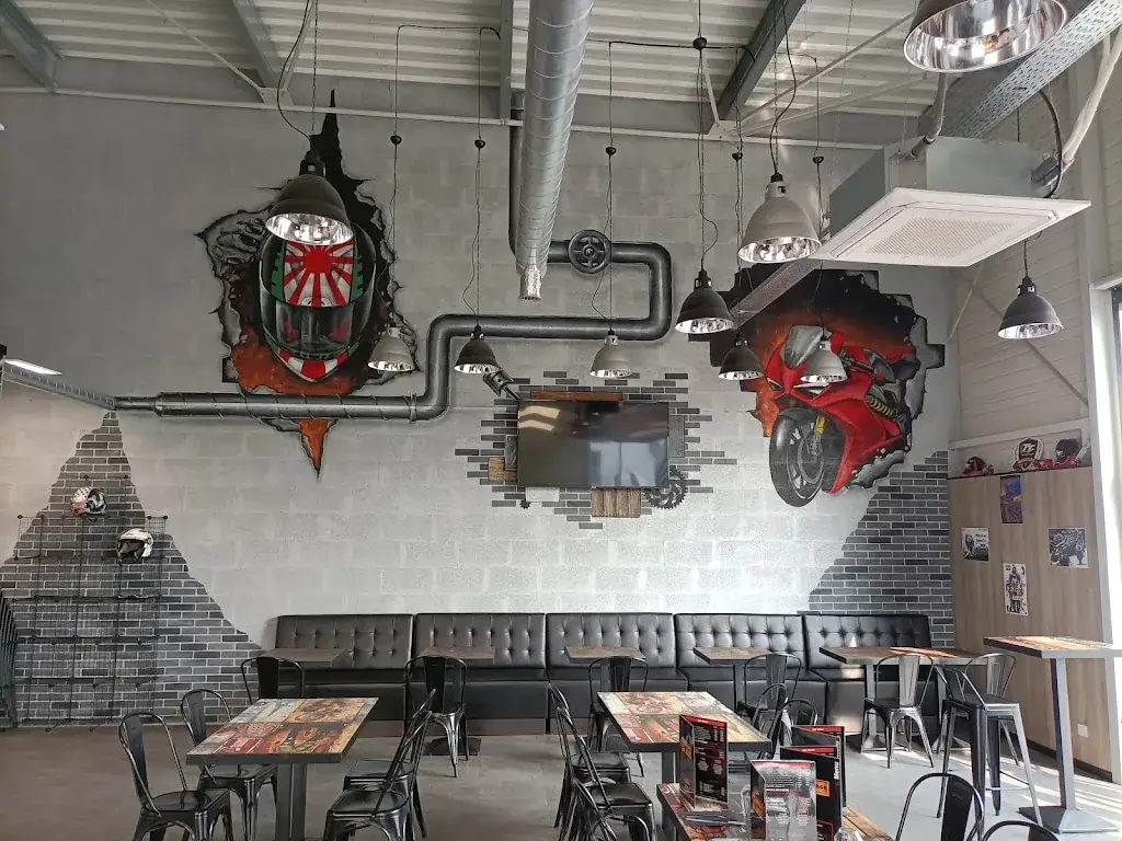 O'village_Saint-Jean-du-Cardonnay_slider_image_3