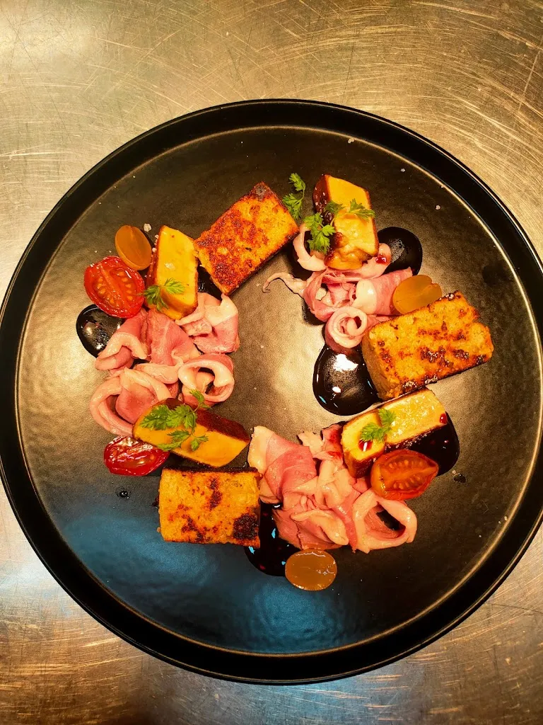 Le Variant_Saint-Sixt_slider_image_2