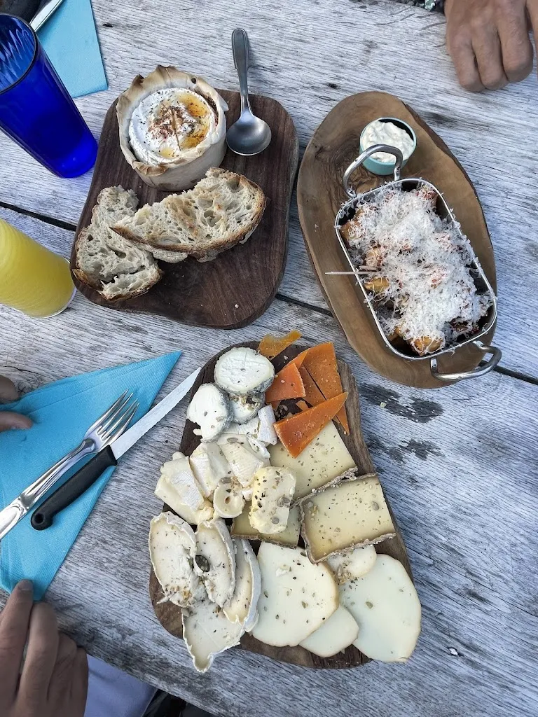 La Maison_Saint-Lô_slider_image_3