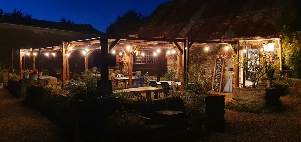 Le Cowshed Bar et Grill_14350_slider_image_3