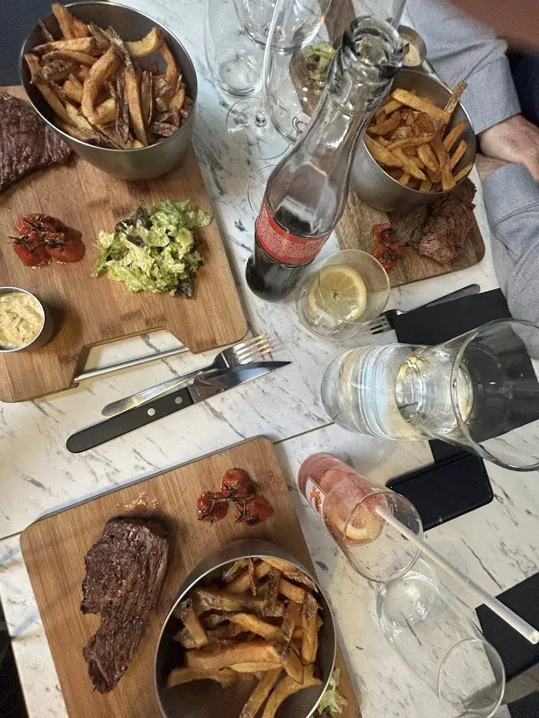 Estelle_L’albama_Yquelon_review