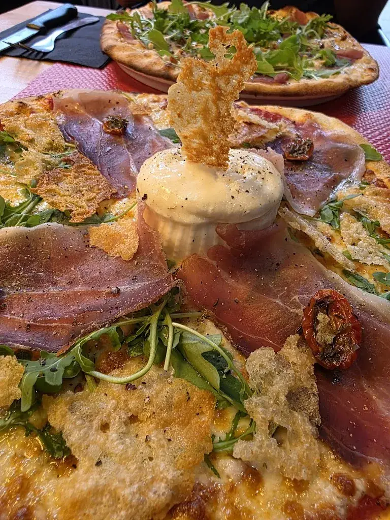 Le Basil_Eu_slider_image_3