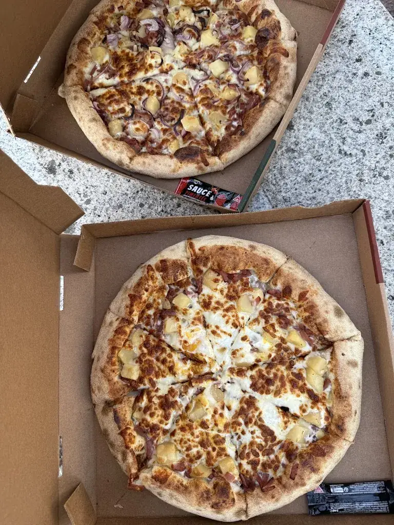 Анна Ушакова_Pizza Land _Saint-Romain-de-Colbosc_review