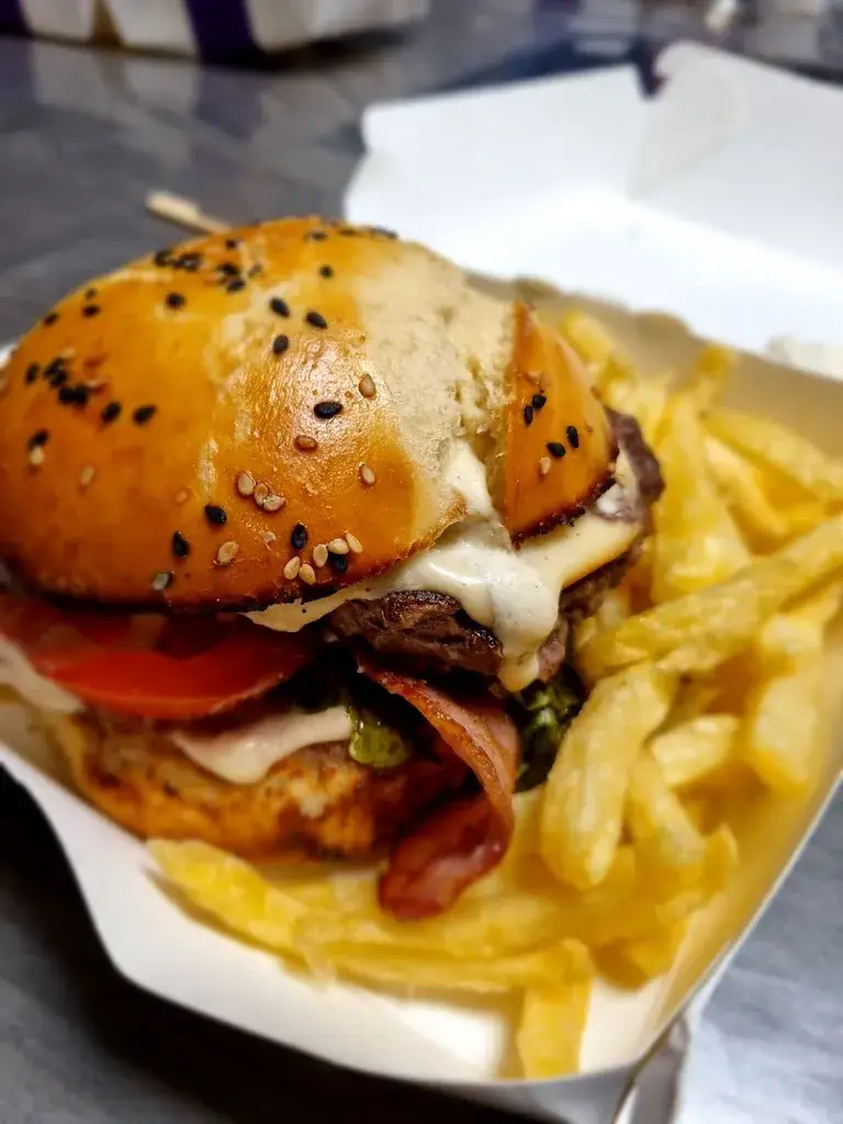 Richard Guillemin_La Flambee_Saint-Sauveur-Villages_review