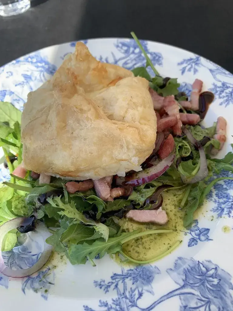 Alexandra B_Restaurant L'Entre Pôtes_Saint-Saëns_review