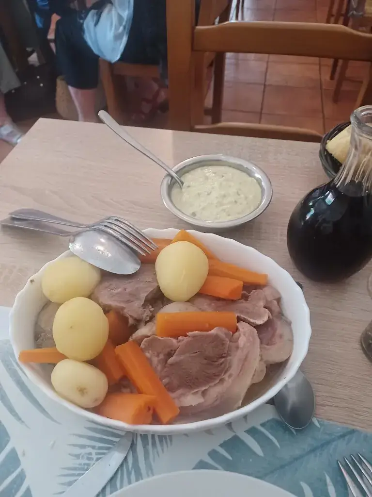 Lorenzo Benatti_Le Tilleul_Jassans-Riottier_review