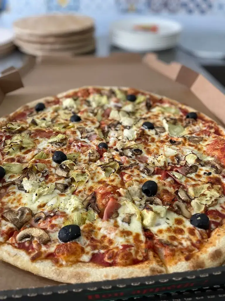 Menu_Momento Pizza_Saint-Sébastien-de-Morsent_image_4