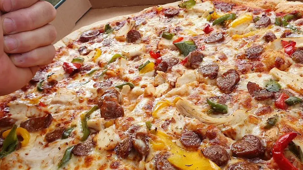 Filip_Momento Pizza_Saint-Sébastien-de-Morsent_review