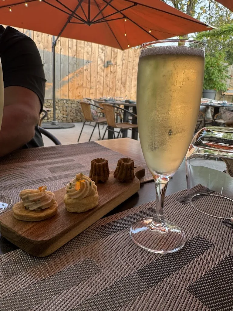 Kristin Hicks_Auberge Saint Michel en Normandie_Saint-Michel-Tubœuf_review