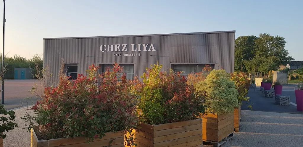 Chez Liya_Saint-Sylvain_slider_image_3