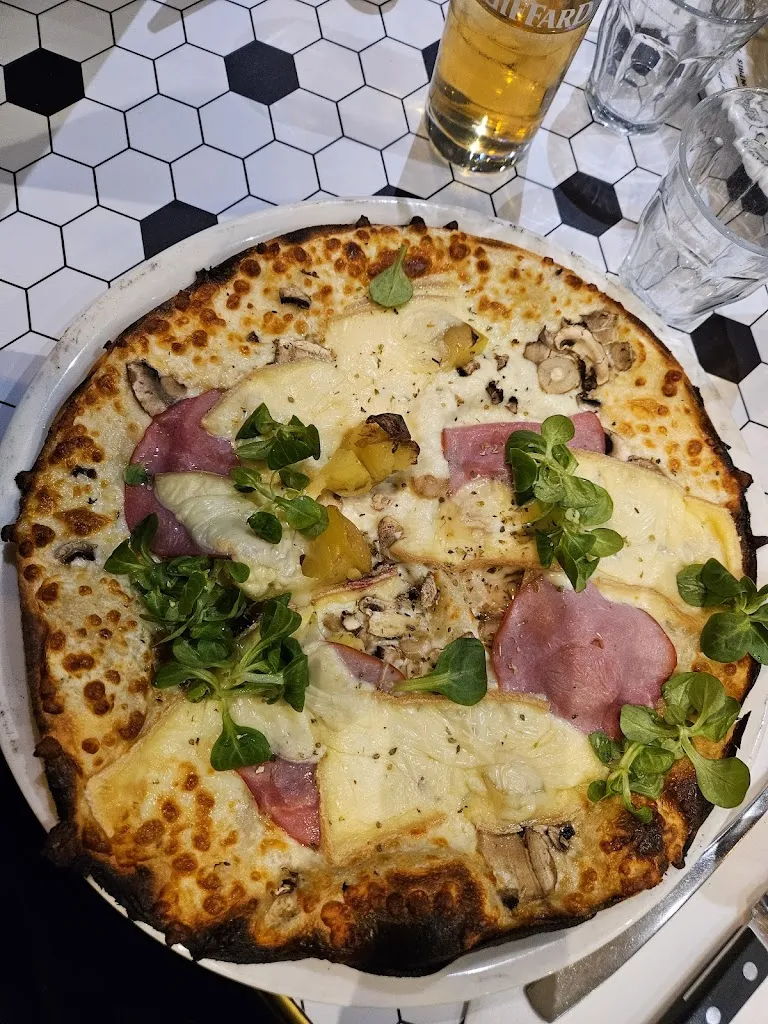 La Villa Angevine_49480_slider_image_3