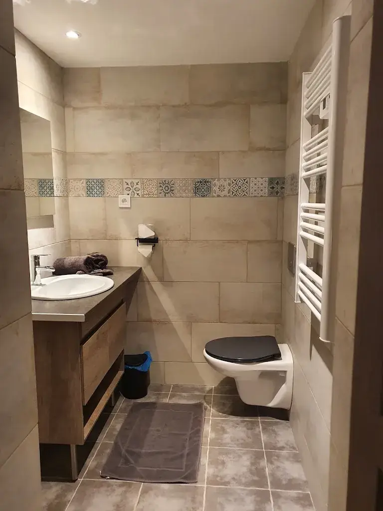 Au Petit Paradis_Sainte-Gauburge-Sainte-Colombe_slider_image_3