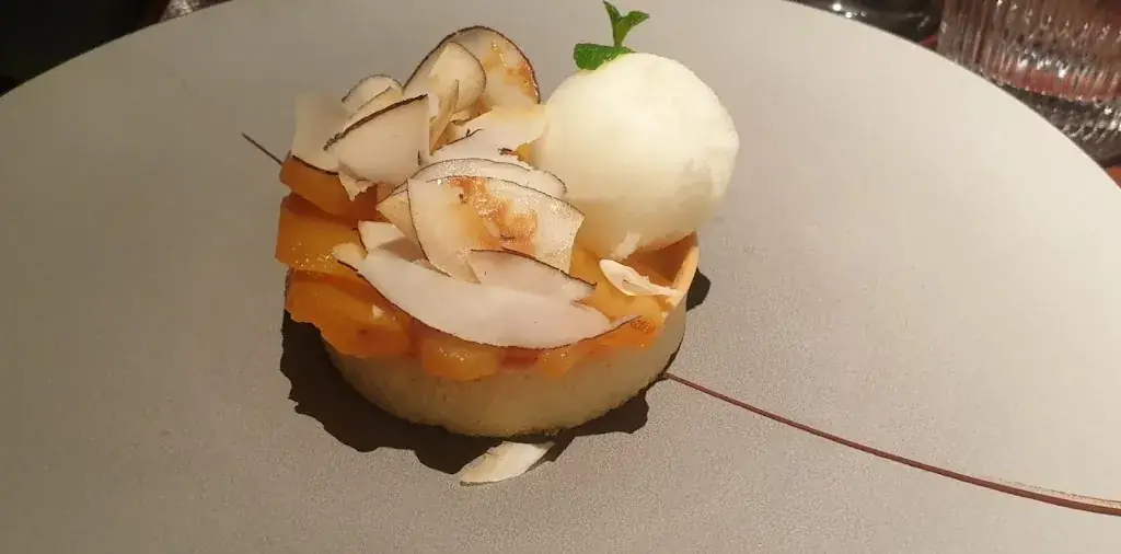 Wim Saelen_Aigle-Noir_Fribourg_review