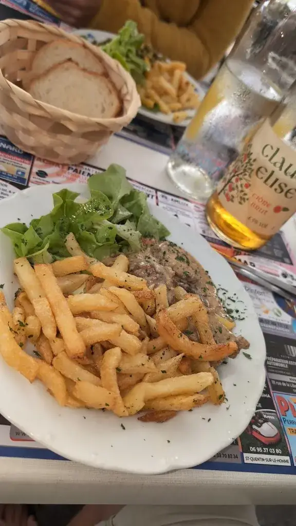 Josef Patrias_Au Grenier - Bar Restaurant Epicerie_Dragey-Ronthon_review