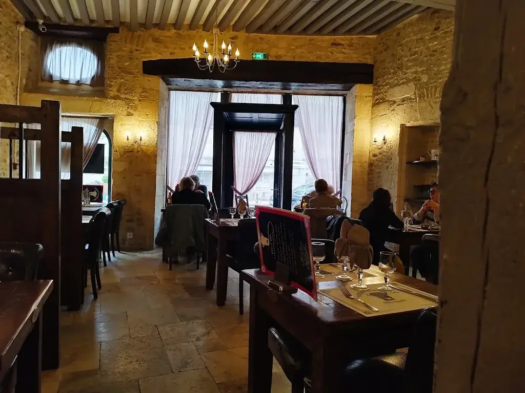 Au Normandy restaurant in Sées