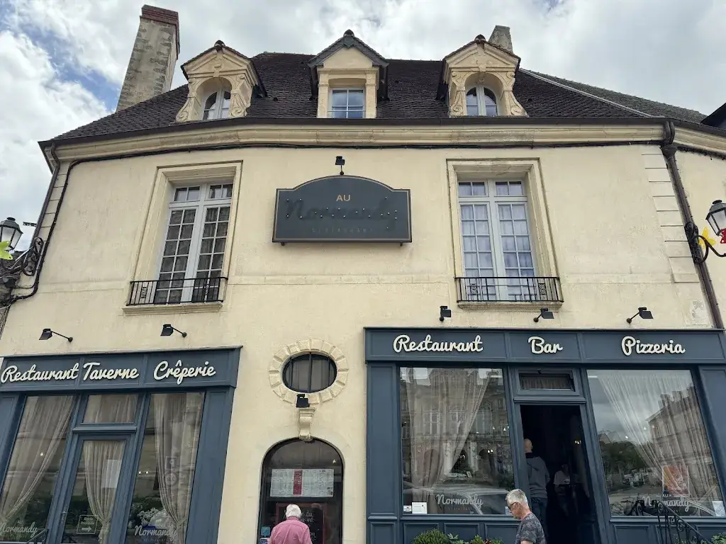 Au Normandy_Sées_slider_image_3