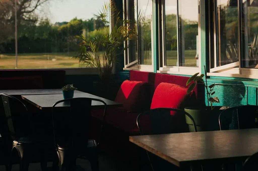 La Houle À Facettes_Surtainville_slider_image_1