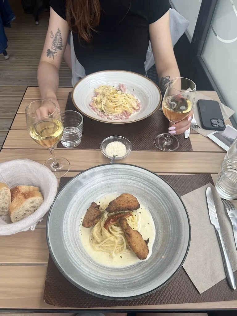 Oleg Oleg_QUAI 23 RESTAURANTS BRASSERIES SAINT VALÉRY EN CAUX_Saint-Valery-en-Caux_review