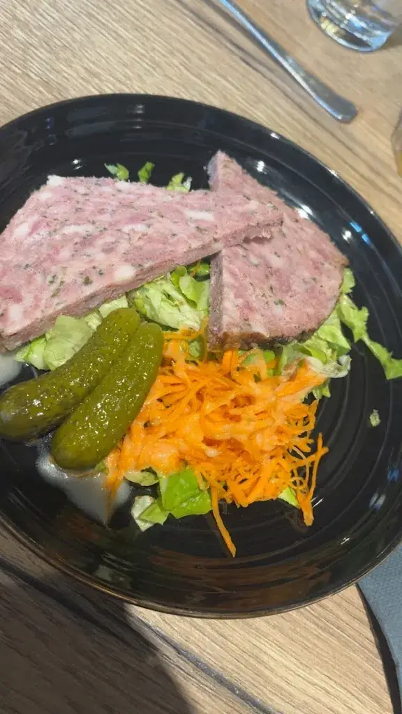 Theo_Auberge val'riquaise_Saint-Valery-en-Caux_review