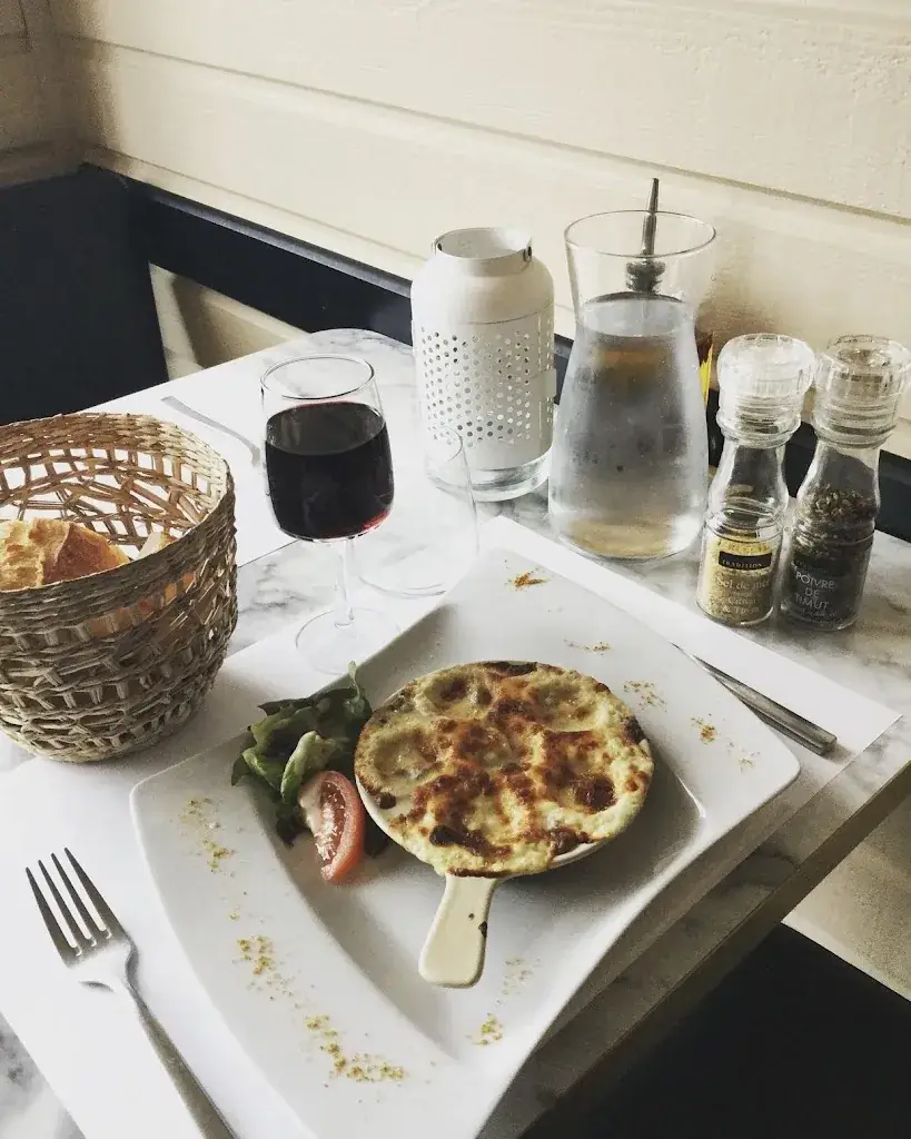 La Barcarole_Saint-Valery-en-Caux_slider_image_2